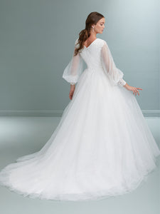 V Neckline Fully Beaded Bodice And Puff Sleeves In Ivory