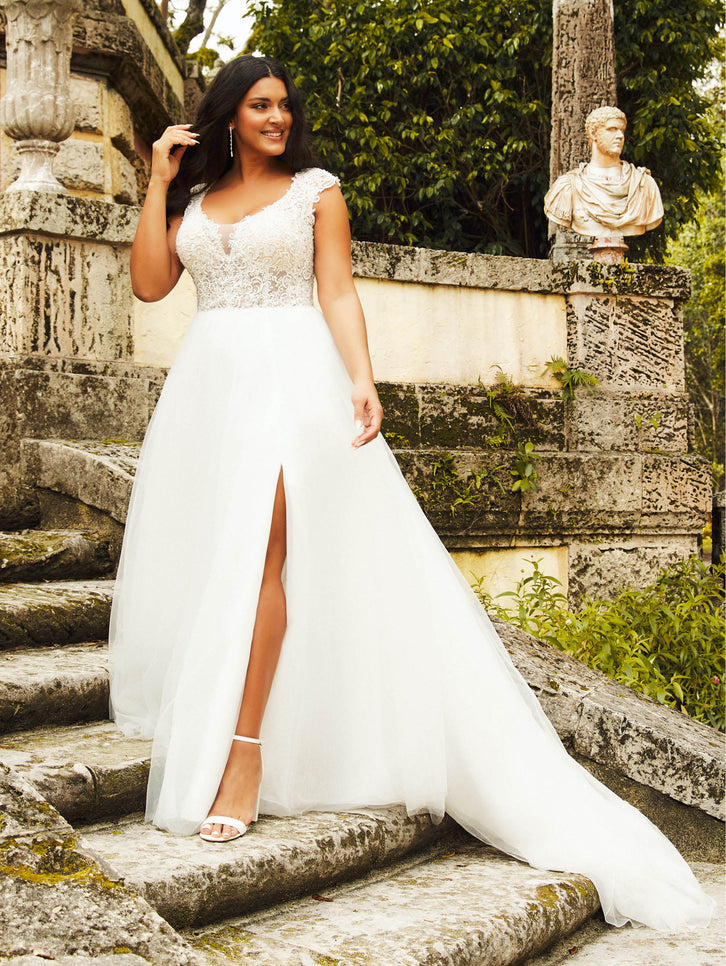 Plus Size wedding gown curvy wedding dresses