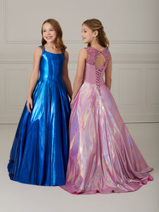 Liquid Jersey Scoop Neck A-Line Gown With Pockets In Royal