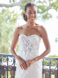 Lace Corset Off-The-Shoulder Gown In Ivory Ivory Silver