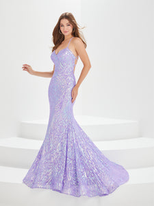 Sequined Trumpet Gown In Lilac