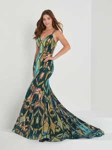 Sequined Trumpet Gown In Hunter