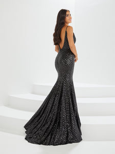 Sequined Trumpet Gown In Black
