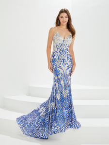 Sequined Trumpet Gown In Silver Royal