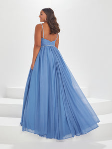 Sweetheart Neckline Beaded Gown In Ocean Blue