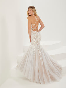 Lace And Tulle Mermaid Gown In Ivory Nude