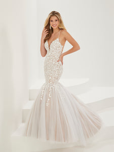 Lace And Tulle Mermaid Gown In Ivory Nude