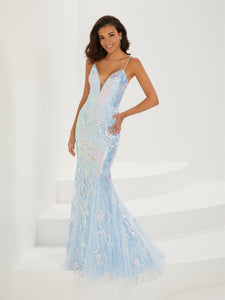 Lace And Tulle Sweetheart Gown In Sky