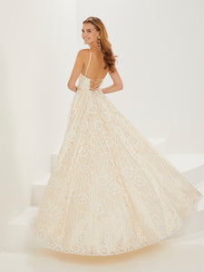 Floral Glitter And Tulle Gown In Ivory Oyster