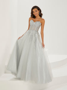 Metallic Tulle/Glitter Lace Gown In Platinum