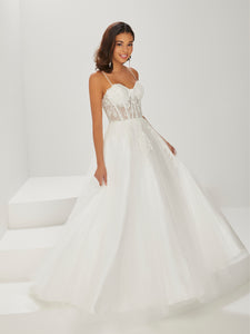 Metallic Tulle/Glitter Lace Gown In Ivory