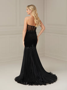 Velvet & Organza Mermaid Gown In Black