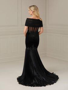 Velvet & Organza Mermaid Gown In Black
