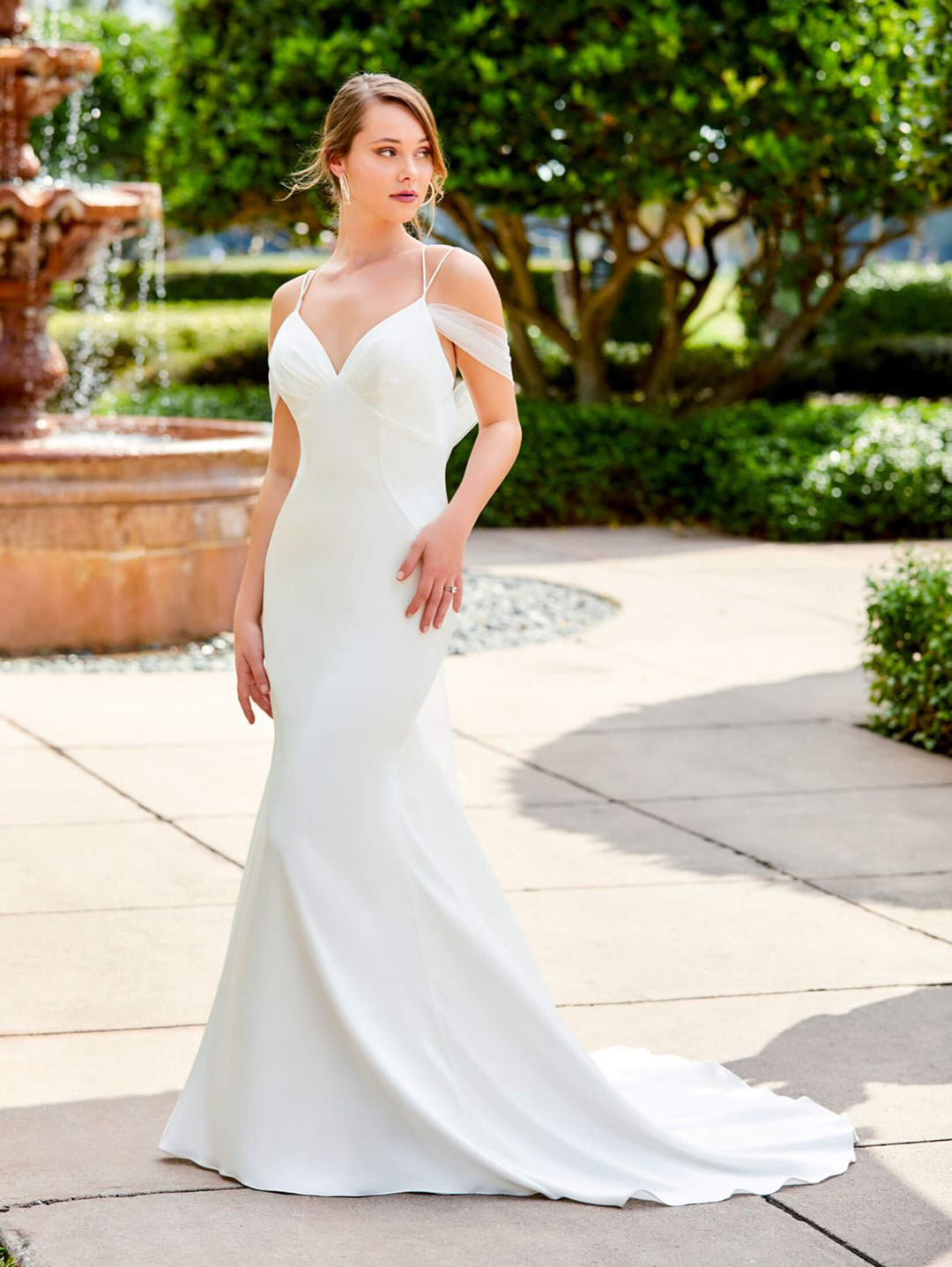 Strapless sweetheart mermaid wedding dress hotsell