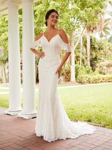Floral Lace Gown In Ivory Almond