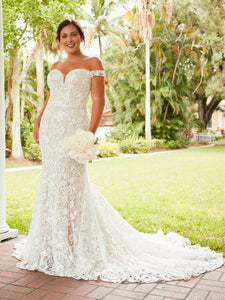 Lace And Jersey Mermaid Gown In Ivory Hazelnut Nude