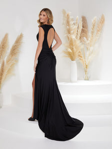 Plunging V-Neckline Sheath Gown With Open Back In Black