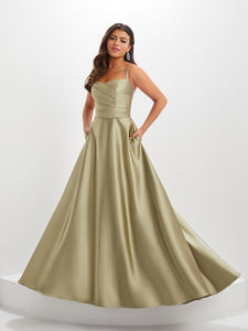 Pleated A-Line Gown With Pockets In Gold